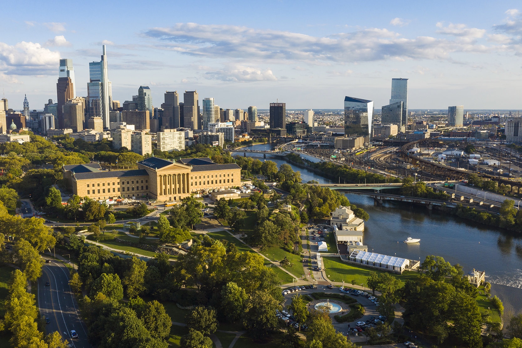 Philadelphia canvas, Philadelphia skyline and Schuykill River, 3 panel, single