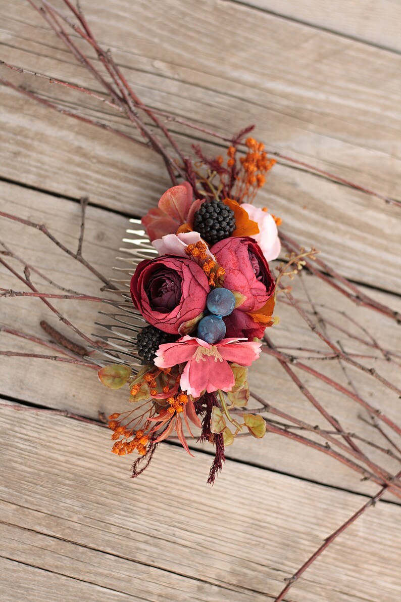 Flower hair comb, wedding hair comb image 2