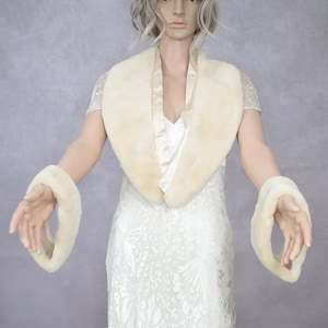 Vintage off white fur collar & fur cuffs {Vintage mink fur/real mink fur/mink fur trim/fur stole/fur wrap/black fur/pin up collar/1920s}