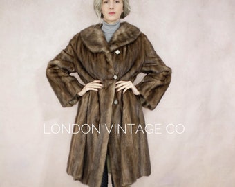 グレーのミンクの毛皮のコート、毛皮のコート、ミンクの毛皮、冬の