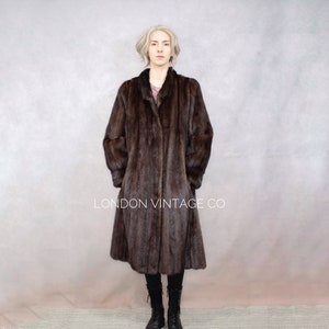 Size M | Vintage dark brown mink fur coat {Vintage mink fur/real mink fur/mink fur jacket/long mink coat/medium fur coat/large fur coat}