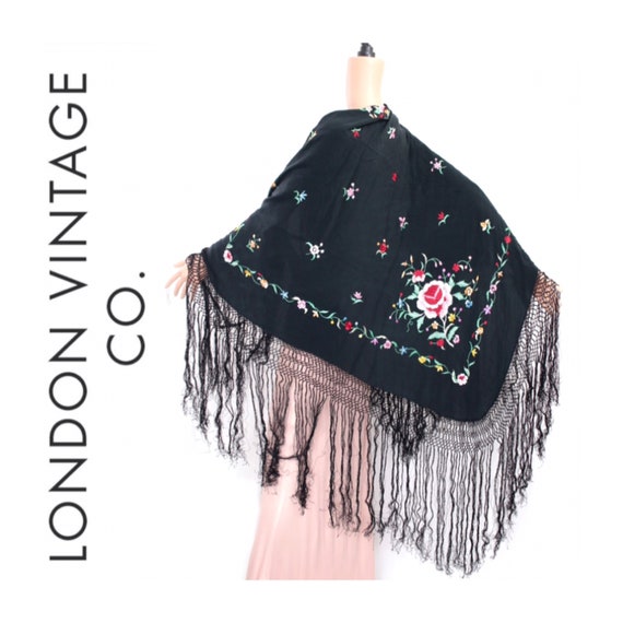 1910's-1920s-1930s Chinese piano shawl with colour