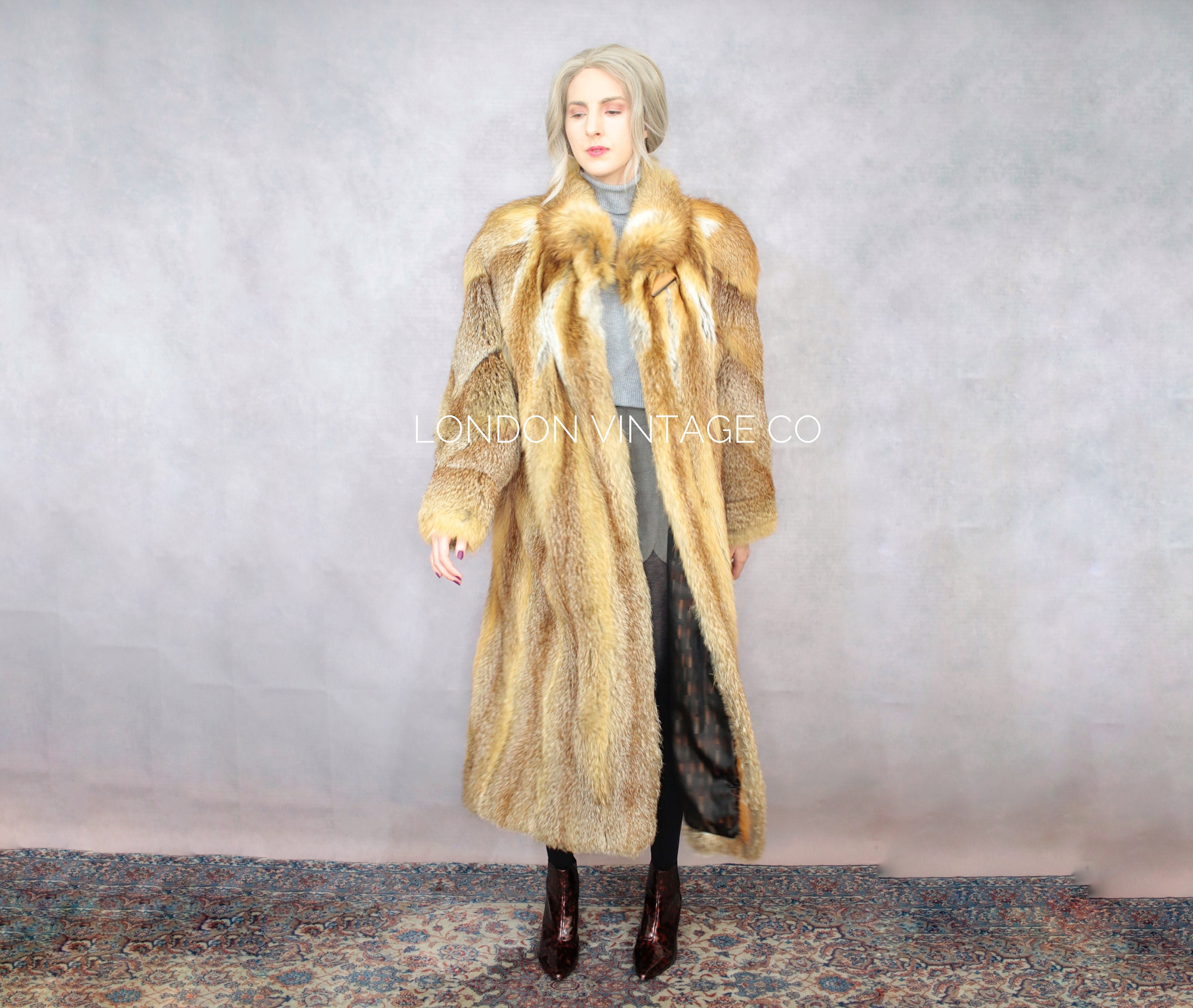 Gucci fox store fur coat