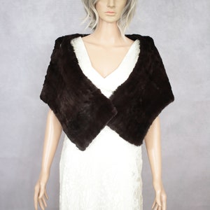 1950s-1960s beaver lamb fur stole {Vintage fur/real fur/fur cape/fur wrap/fur shawl/vintage bridal wrap/winter wedding/pin up stole}