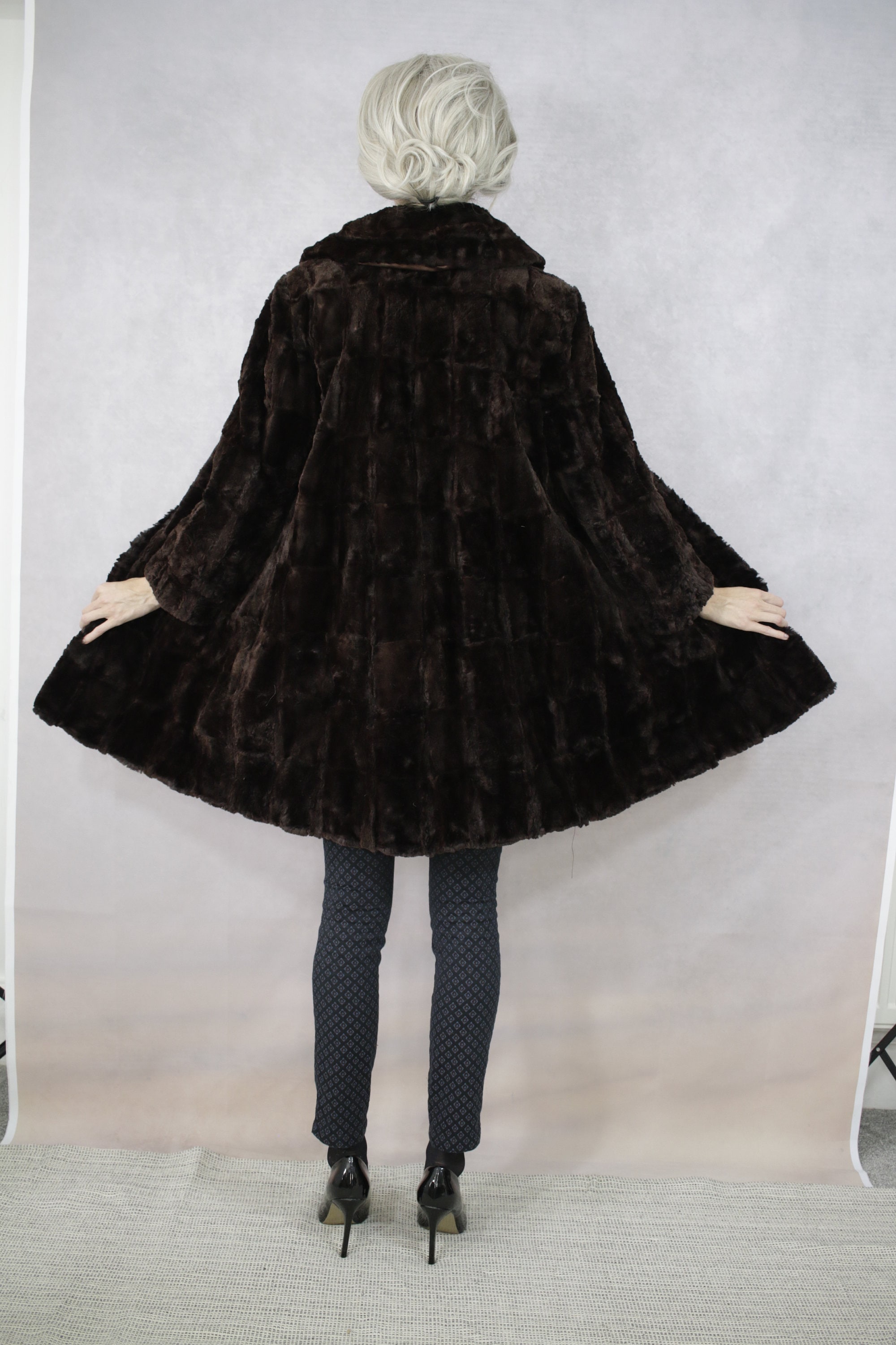 サイズ S | 1930 年代のモグラ毛皮コート {本物の毛皮/ヴィンテージ
