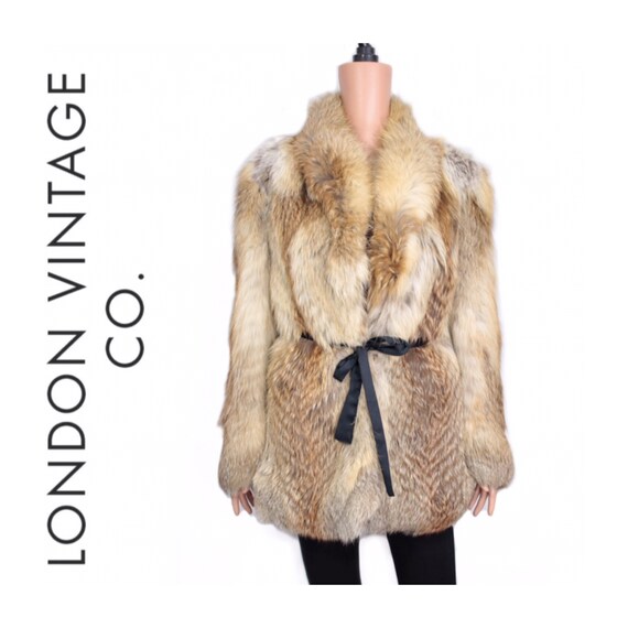 1990s cross fox fur coat {Vintage fox fur/real fox