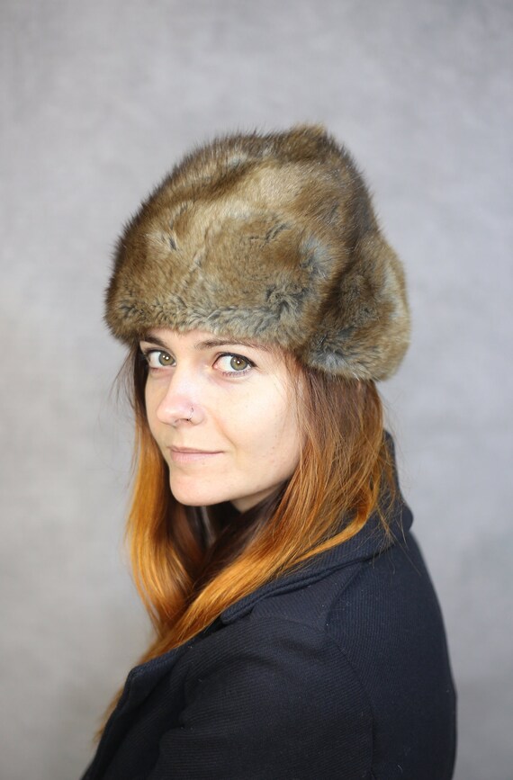 Size S-M | vintage brown beaver fur/musquash fur … - image 4