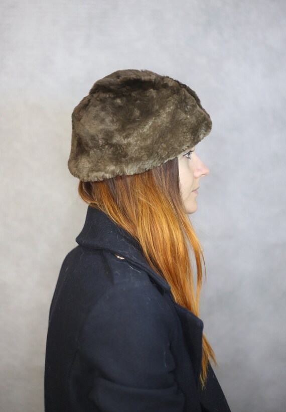 Size S | Vintage sheared fur winter hat  {Real fu… - image 2