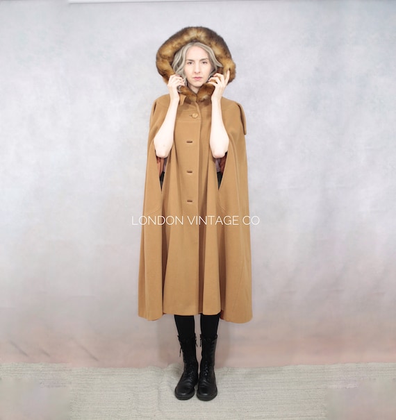 Vintage Brown Cape With Fur Trim Hood {vintage Cape/fur Trim Hood