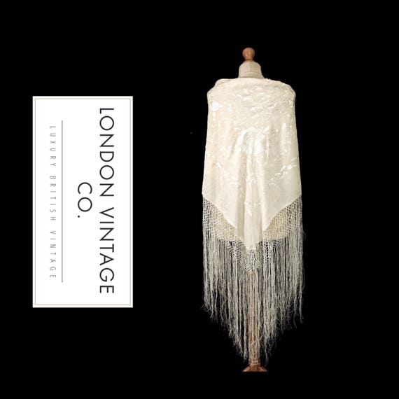 1910's-1920s-1930s Antique piano shawl {Vintage pi