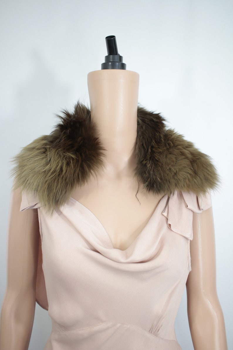 1960s-1970s fox fur collar {Real fox furvintage fox furfox fur scarffox fur trimfox fur wrappin up collarpeaky blindersfox fur stole}