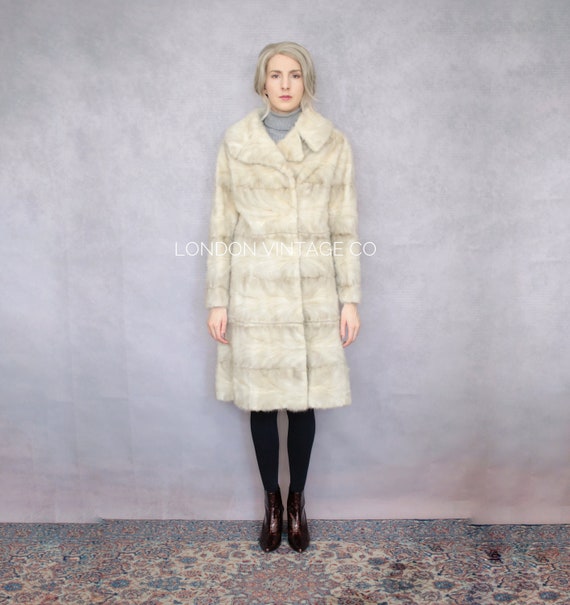 Size S | 5-in-1 Vintage grey mink fur coat {Vinta… - image 1