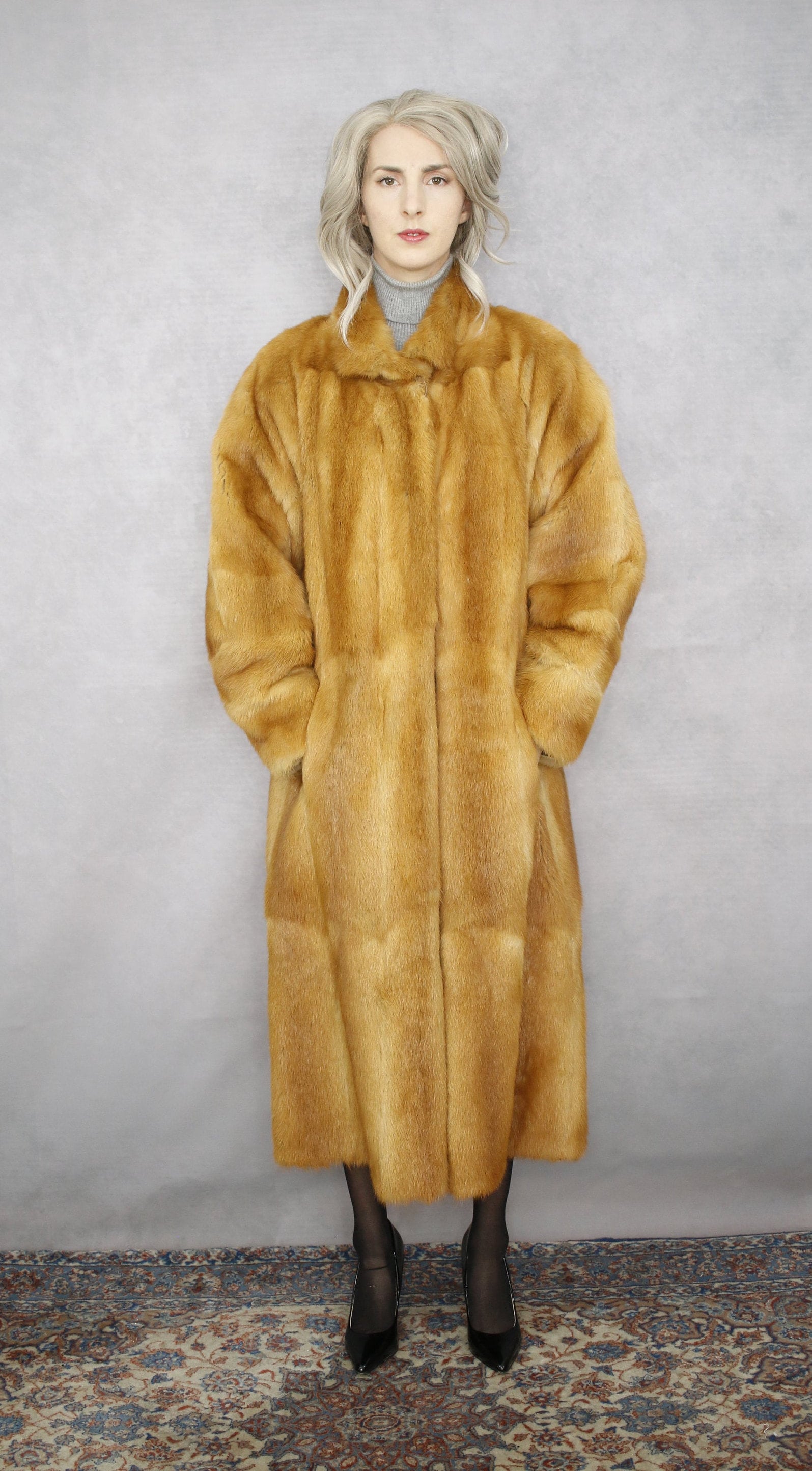Size M Vintage gold fur coat Real fur coat/vintage fur coat Etsy