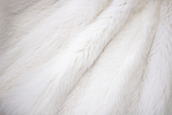Size M | Vintage white fox fur cape {Vintage fox … - image 9