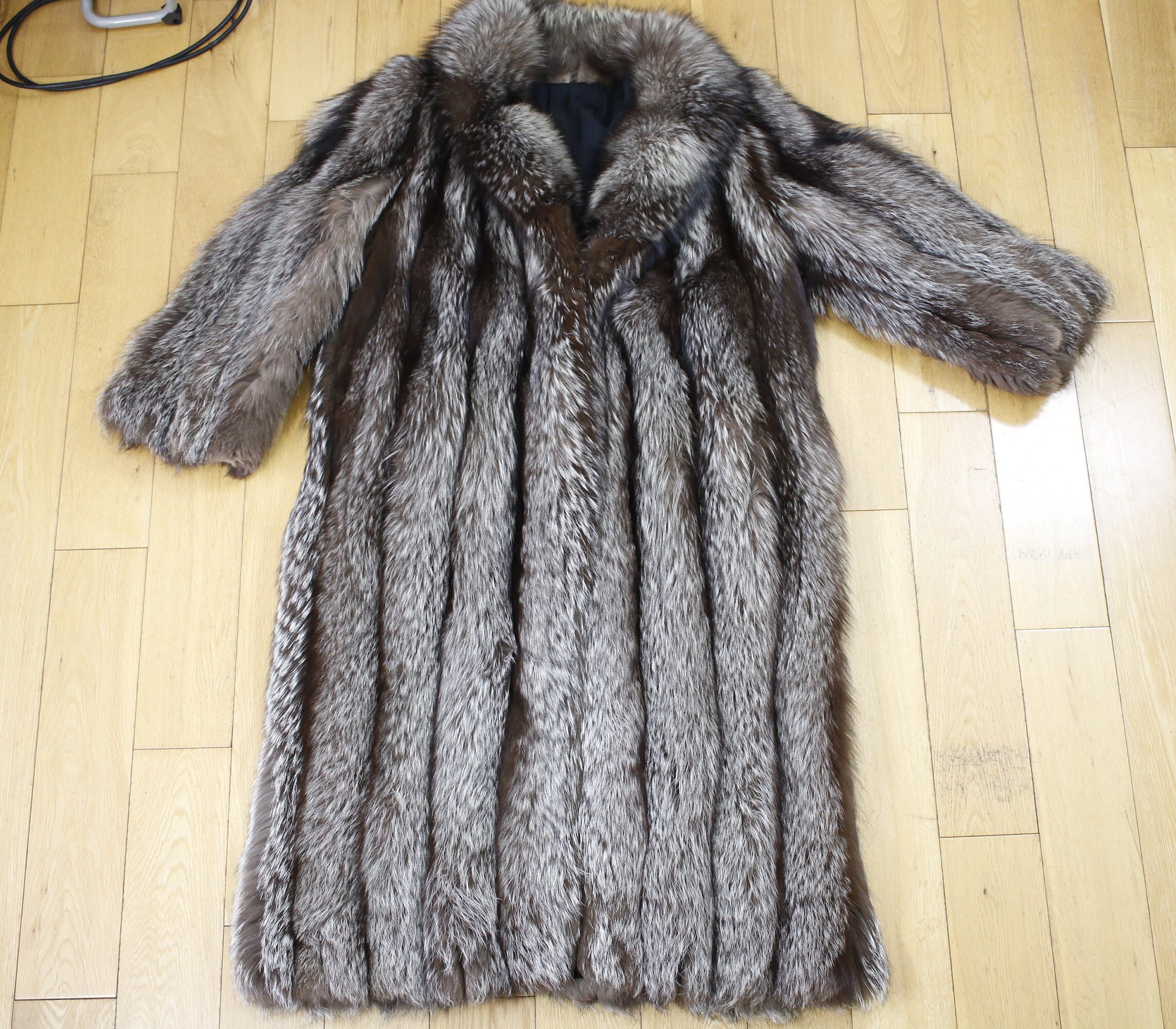 Long silver fox fur coat cheap