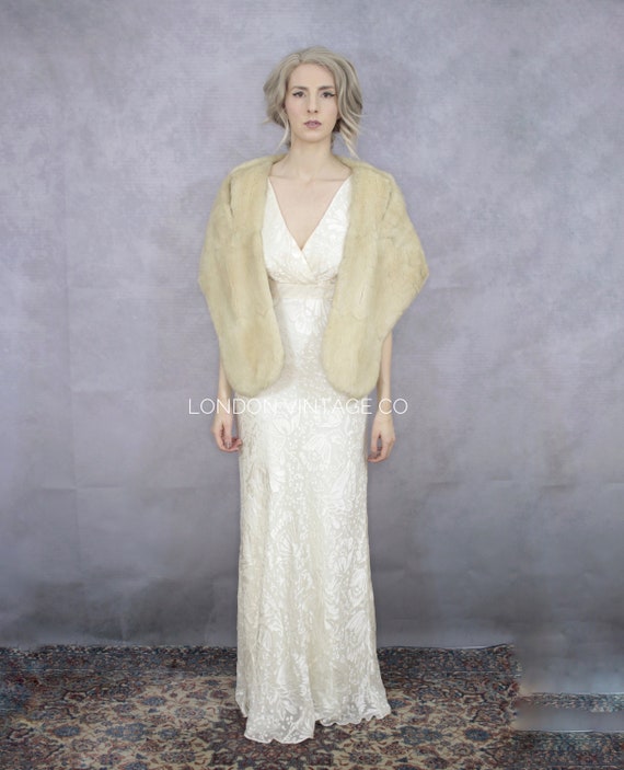 Off white hotsell fur shawl