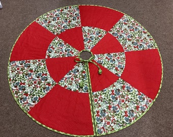Christmas Tree Skirt. Quilted Patchwork Tree Skirt. Round Christmas Tree Skirt. Unique  Christmas Tree Skirt. Handmade Christmas Tree Skirt.