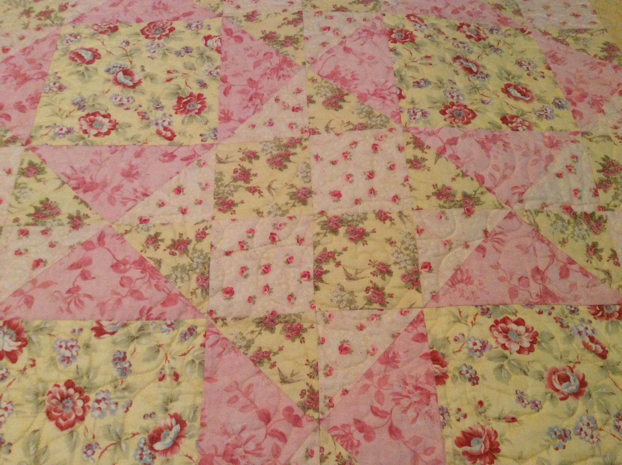 Country Cottage Pink/yellow Flower Quilt. Wedding Quilt. Etsy