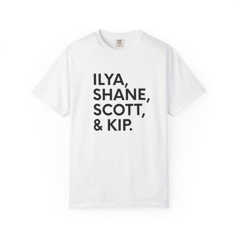 Camiseta de Ilya y Shane, artículos de Scott y Kip, regalos LGBTQ+, camisetas personalizadas imagen 1