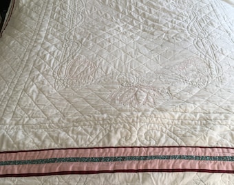 Double Sided Handstitched White Quilt with Stitched Flowers and Scrolls Tri-Color Trim Detail