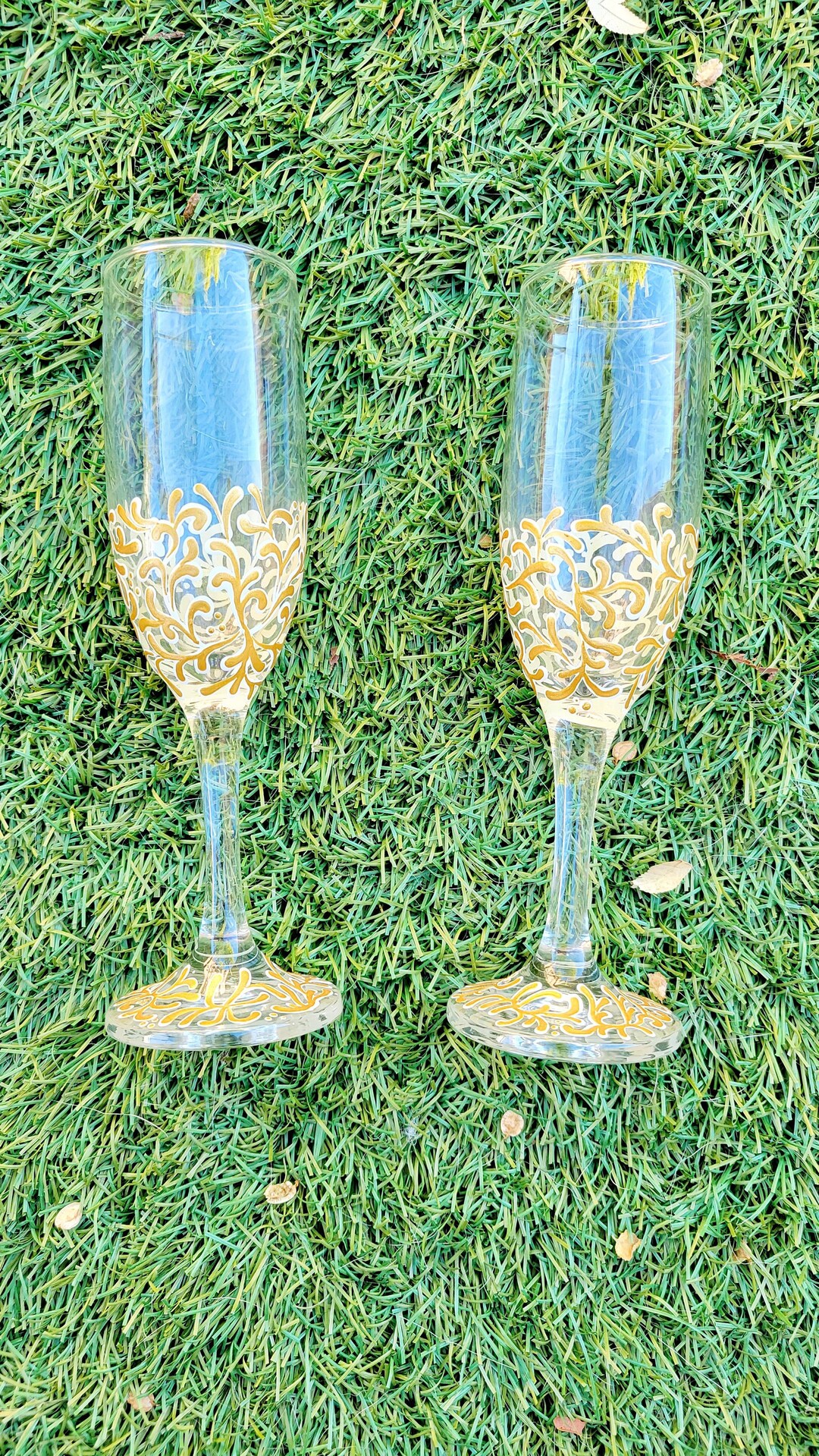 Champagne Toasting Glasses Set Wedding Special Occasion Gold White