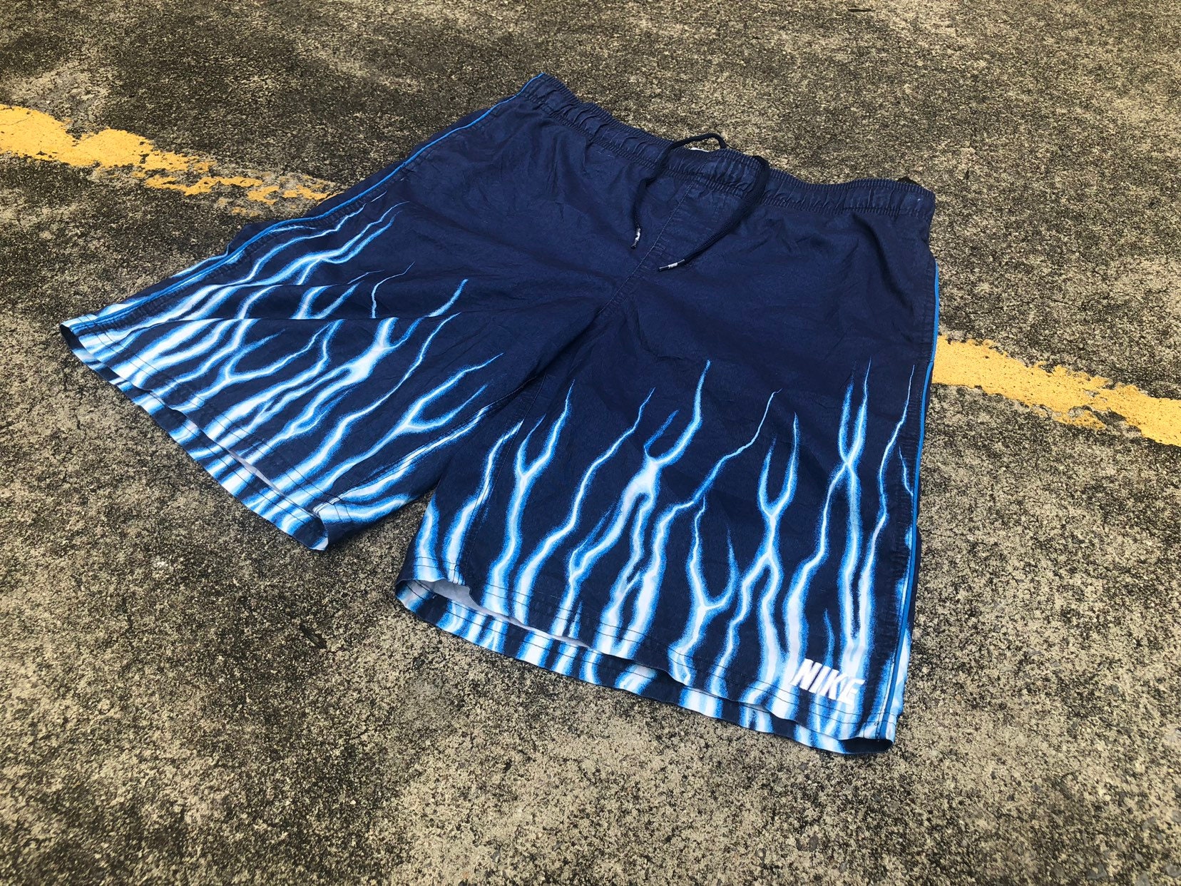 Nike 90s shorts clearance