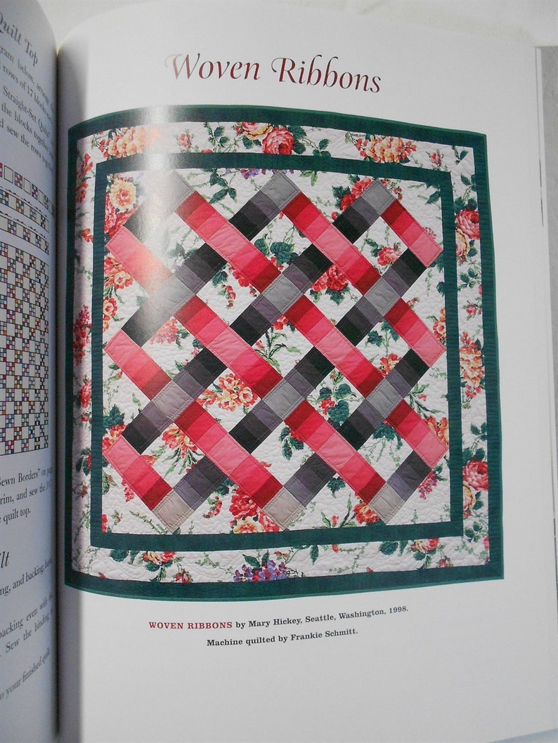 Book-The Simple Joys of Quilting 30 Timeless Quilt Projects Joan Hanson and Mary Hickey 159pgs.Hardcover Book-That Patchwork Place 1385 image 5