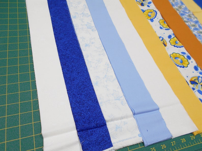 Fabric-42pc. Jelly Roll /4033-Precut 2.5 strips/White Chantilly Yellow Blue White Floral/leave/leaf print/solid/coordinating fabrics image 5