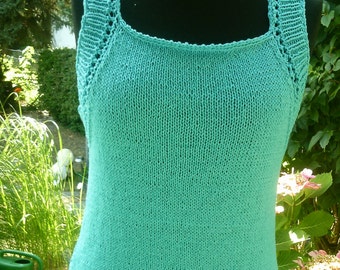 Knitted top, light blue, wedge pleats on the side, size. 40-42, M, UK 12-14, US 10-12