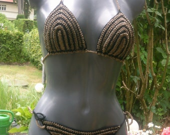 Bikini crochet noir-or, motif en relief,Gr. 38-40,S,UK 12-14, US 10-12