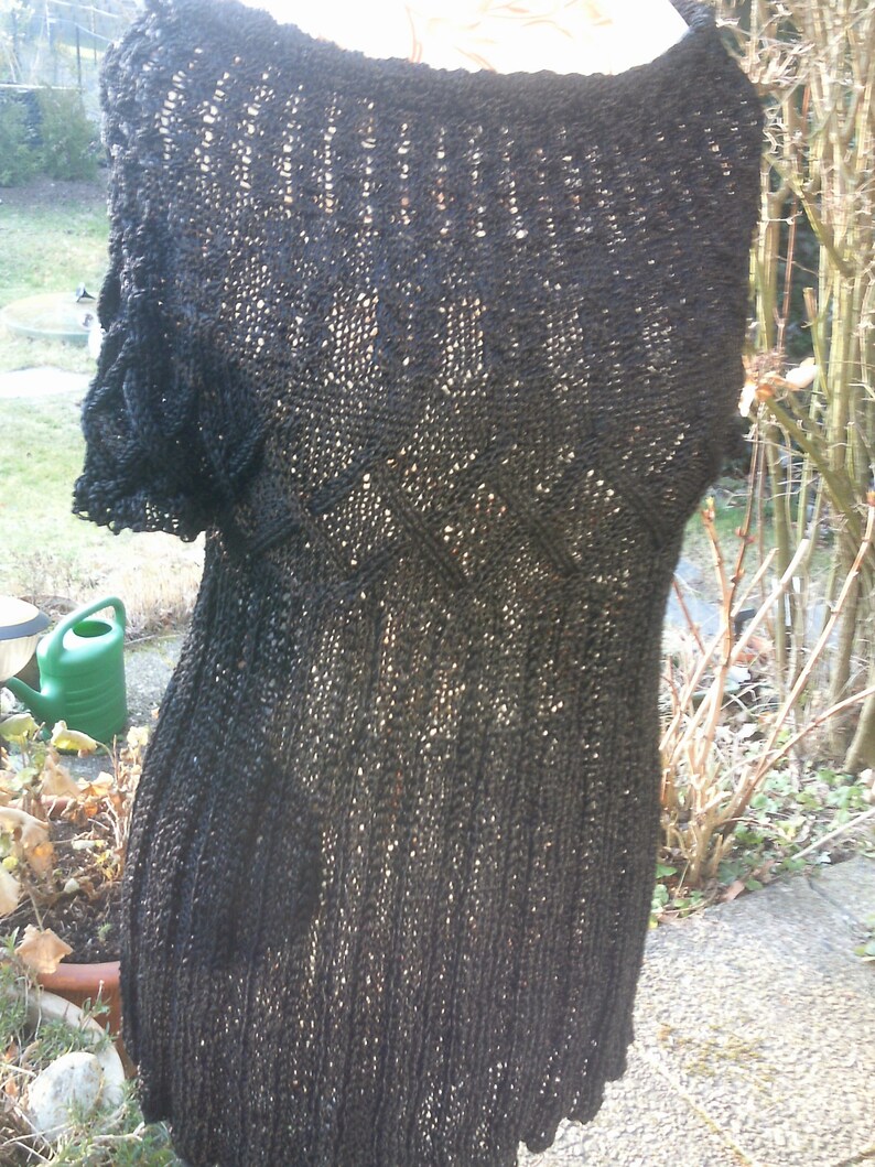 Gr Knit tunic 40-42 black US 12-14 M with short arm UK 14-16