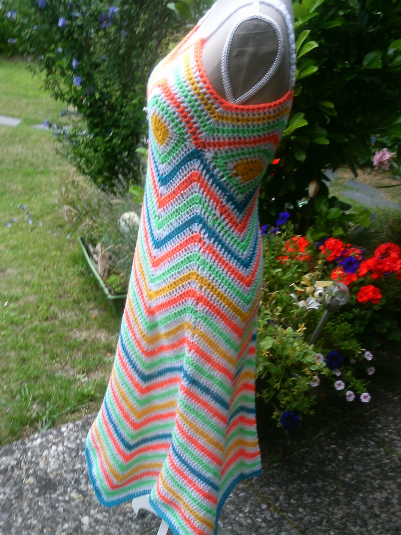 Robe maxi au crochet avec des mamies dans le haut, look festival, amour d'été, taille 34-36, XS, US 6-8, UK 8-10 image 2