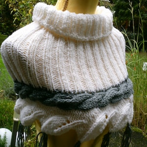 Strick shoulder warmer white with grey braid, size 36-38, S, UK 10-12, US 8-10 image 4