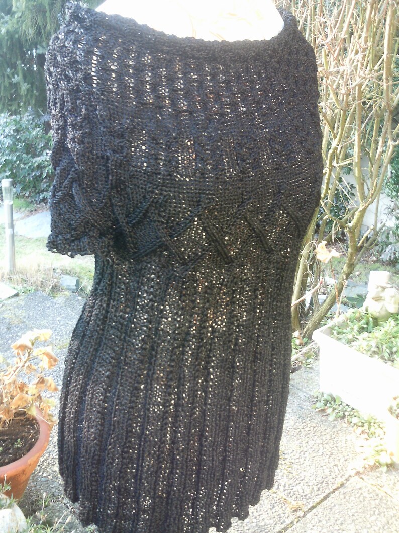 Gr Knit tunic 40-42 black US 12-14 M with short arm UK 14-16