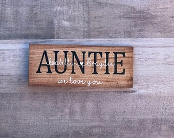 Aunt Personalized Name Wooden Fridge Magent.  Awesome gift for your favorite Auntie!