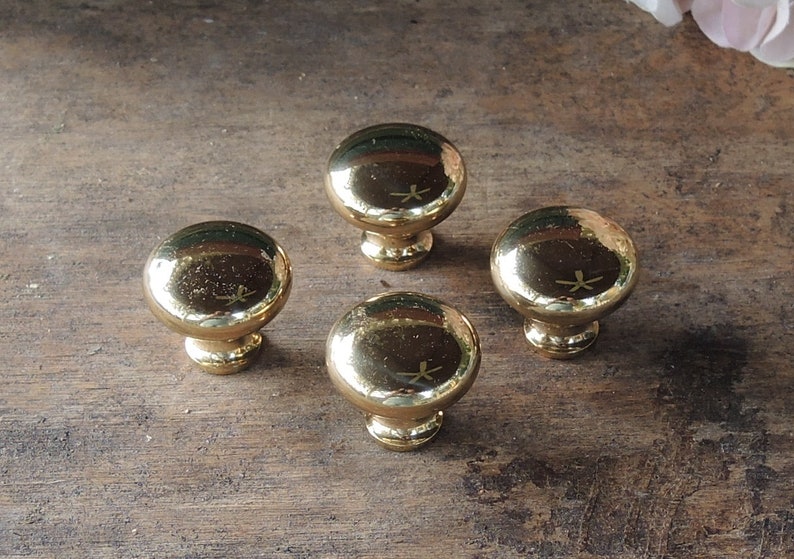 Set of 4 Shiny Brass Knobs Pulls Furniture Restoration Etsy