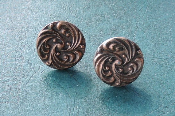 Vintage Swirled Drawer Knobs Brass Set Of 2 Decorative Knobs Etsy
