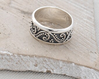 Handmade, Sterling silver 925 Oxidised Statement Ring