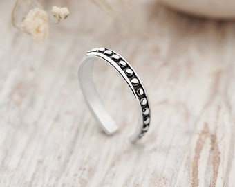 Handmade, Sterling Silver 925 Dot, Oxidised Toe Ring