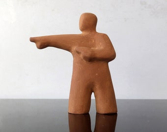 Miniature figure Person pointing finger, for Psychotherapy and Sand Play, Therapeutic sculptures, dynamic figurine, Play therapy tool