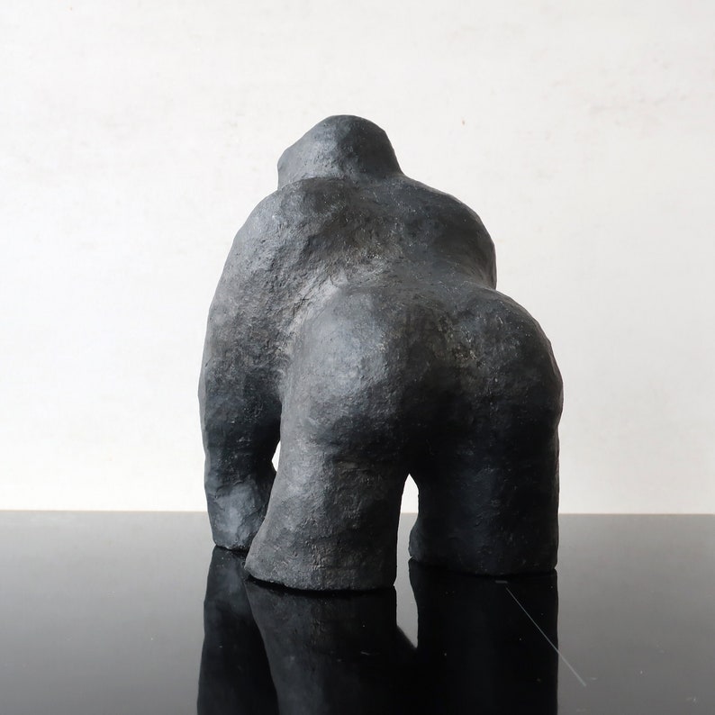 Ceramic sculpture Demonic gorilla imagem 5