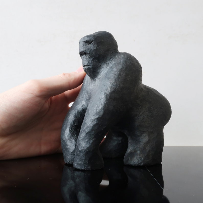 Ceramic sculpture Demonic gorilla imagem 10