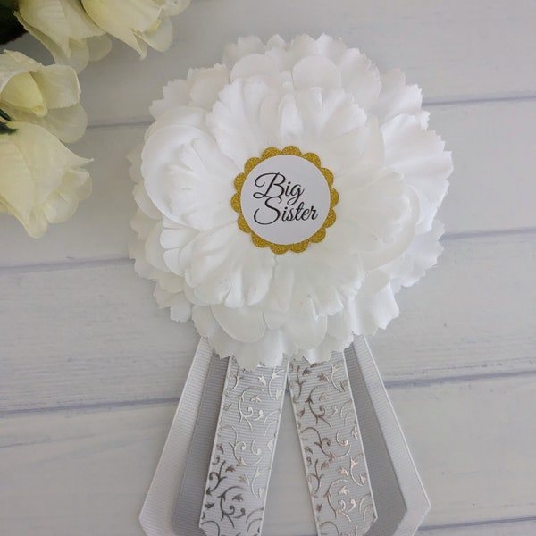White and Gray Big Sister Pin, Baby Shower Sister To Be Corsage, Big Sister Baby Sprinkle Keepsake Gift, White Flower Baby Shower Button