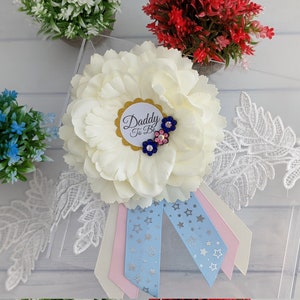 Gender Reveal Pin, Baby Shower Button, Baby Sprinkle Ribbon, Dad To Be Pin, Daddy To Be Keepsake Gift, Ivory Daddy Corsage, Baby Reveal