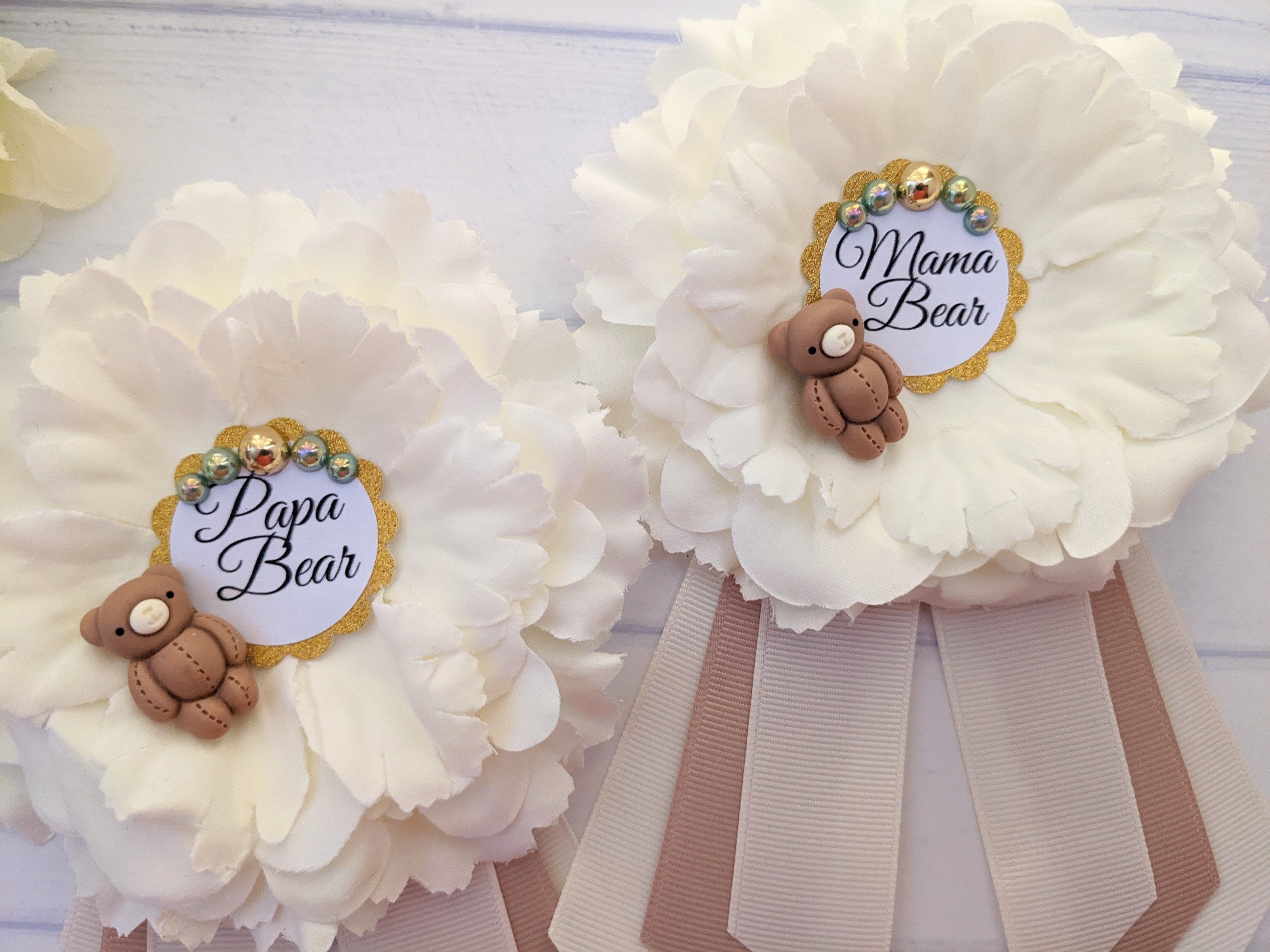 Bär Babyparty Schärpe & Corsagen – 'Mom To Be' & 'Daddy To Be' Set, Inkl. Goldener Glitzer-Buchstaben