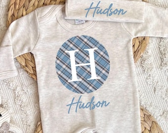 Personalized baby boy coming home outfit, romper hat set, newborn baby hospital outfit, baby custom name outfit, baby shower gift, sleeper