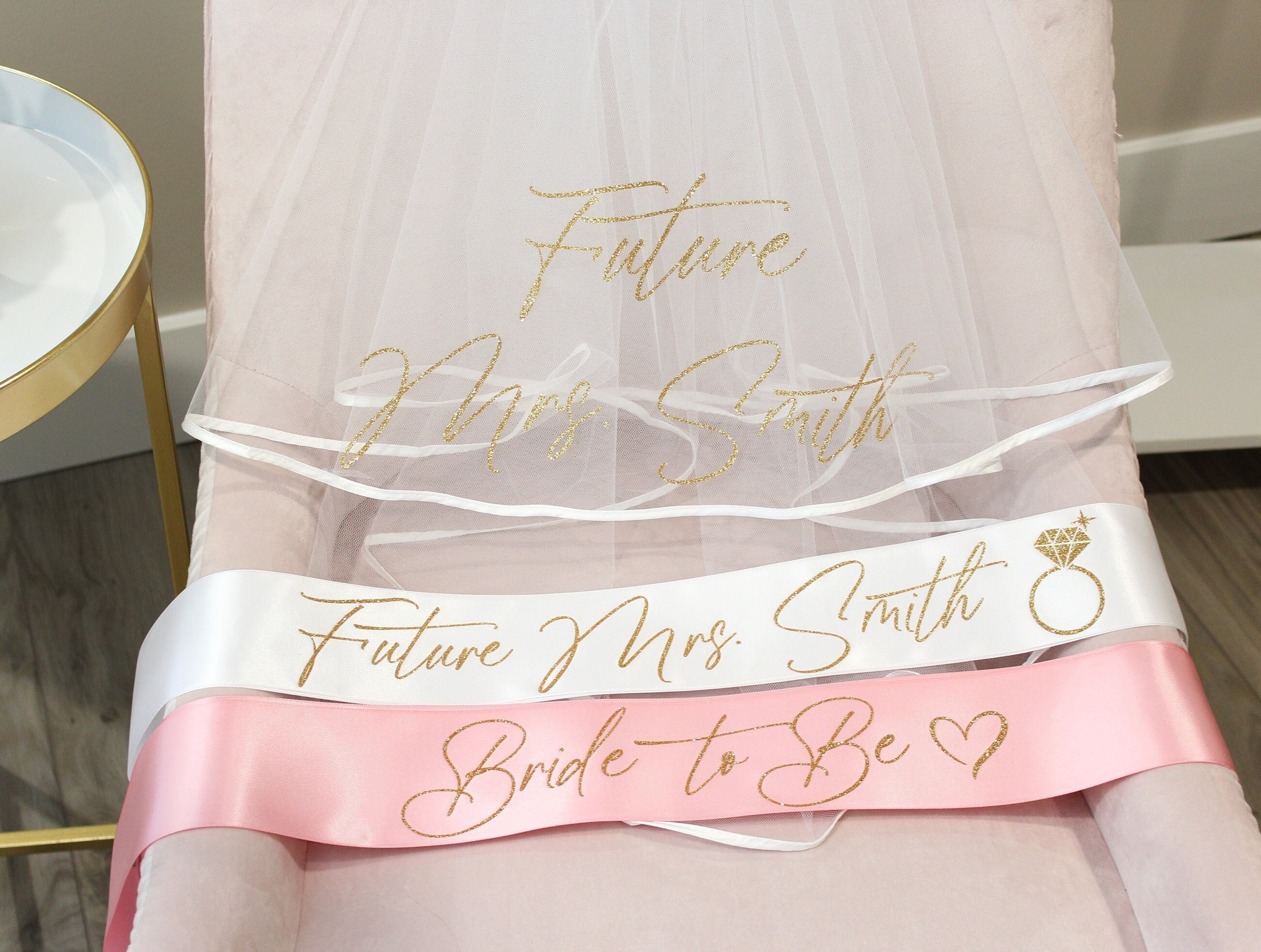 Bachelorette Veil, Bride Veil, Future Mrs Veil, Custom Veil, Personalized Veil, Sash, Bride to Be Veil, Bachelorette, Bridal Shower Veil