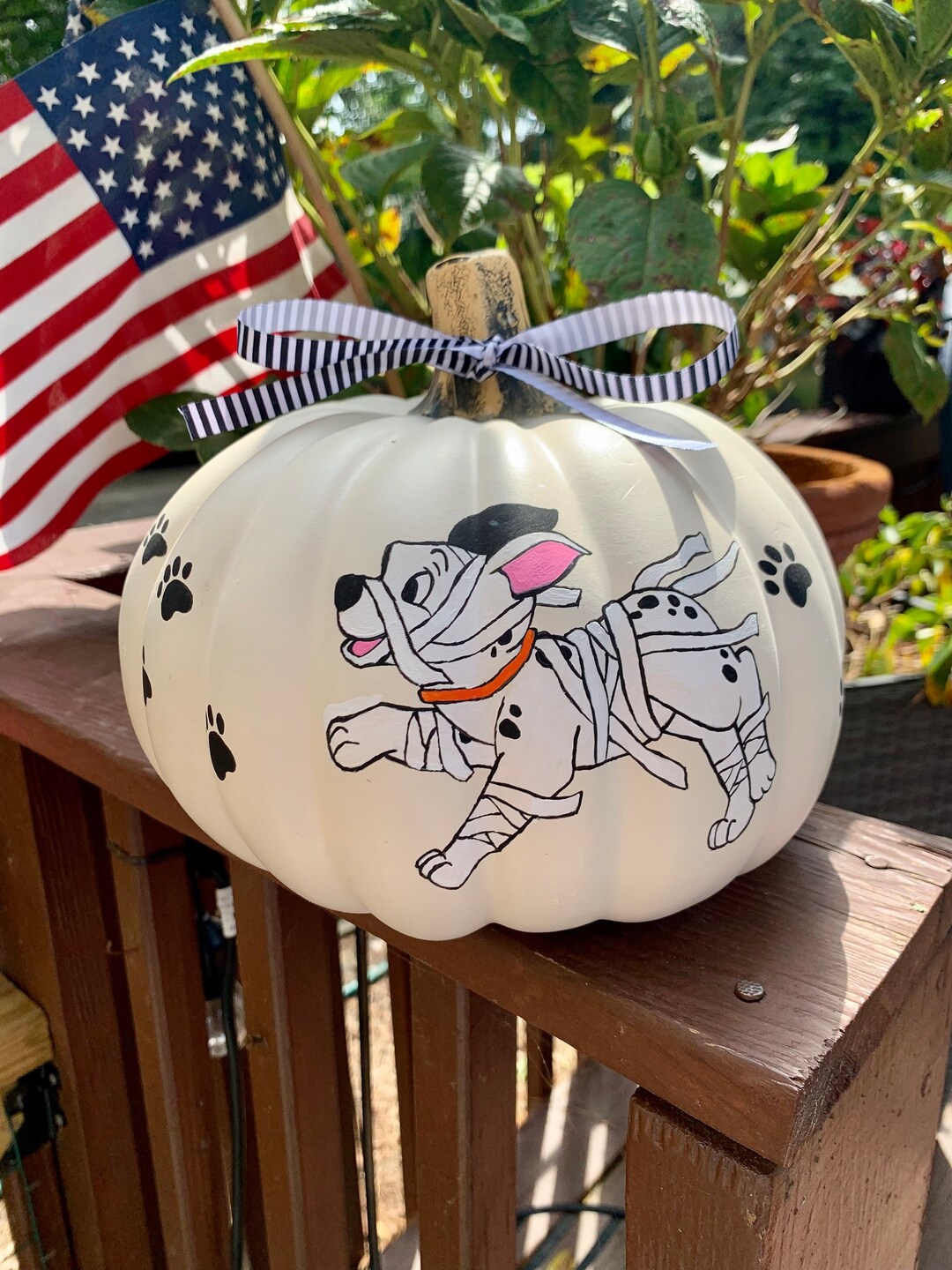 101 Dalmatians Halloween Painted Pumpkin Etsy 101-dalmatians-halloween-painted-pumpkin-etsy
