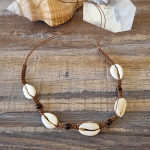 Cowrie shell choker necklace, Cowrie shell and macrame necklace