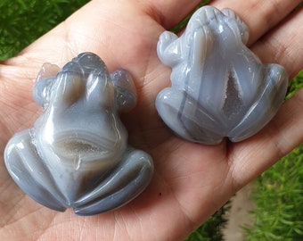 Druzy Agate Frog, Agate Frog ornament, Crystal Frog, Gemstone Frog